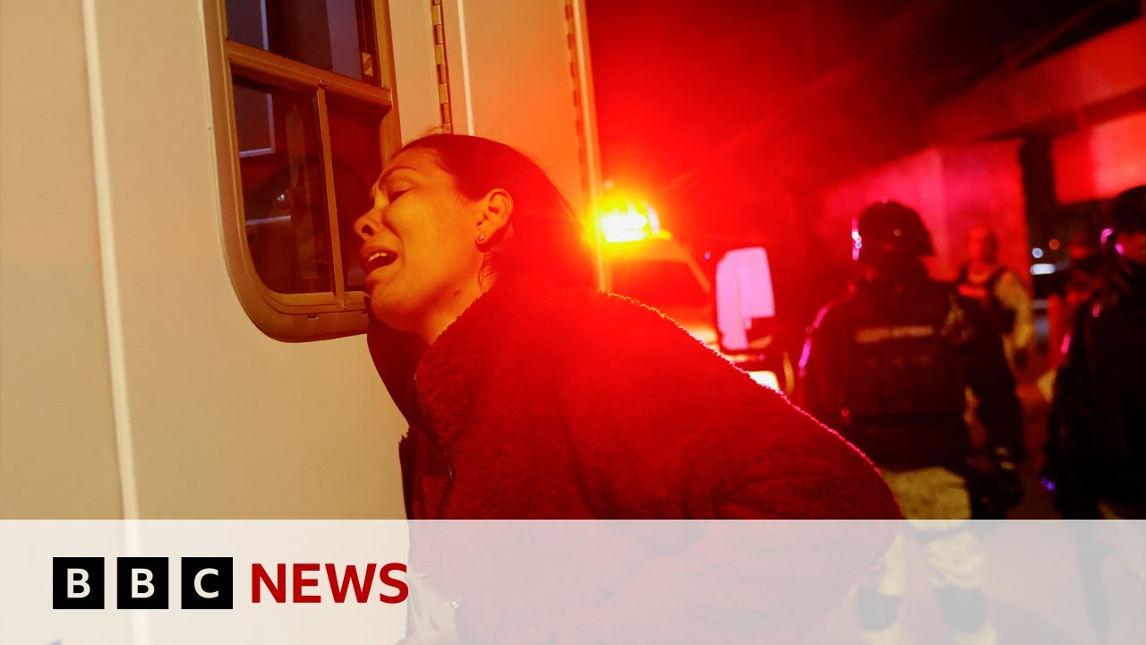 Dozens killed in Mexico's Juárez migrant centre fire - BBC News