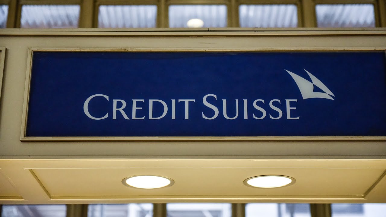 Roubini Says Credit Suisse Might Be 'Too Big to Be Saved'