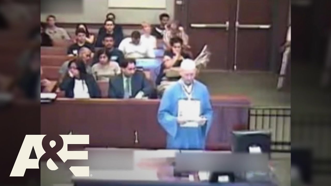 Court Cam: Bizarre Defendant Goes on Hyphen-filled Rant | A&E