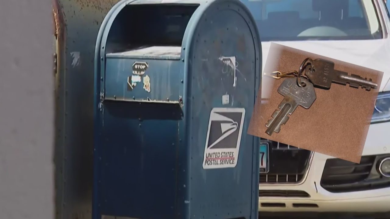 U.S. Sen. Dick Durbin calls for U.S. Postal Service to act as attacks on carriers increase