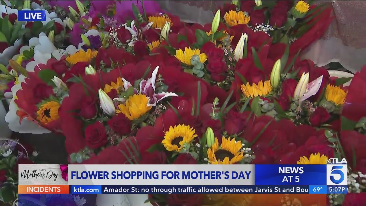 Crowds head to flower mall in downtown Los Angeles for Mother’s Day